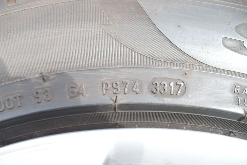 Opony Pirelli Scorpion 255/50R19 107V 5mm Zima RSC 2017r. 4 szt.