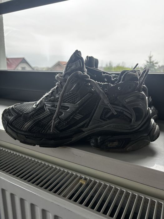 Balenciaga runner r43