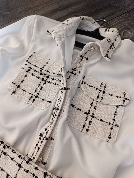 Стильний жіночий костюм