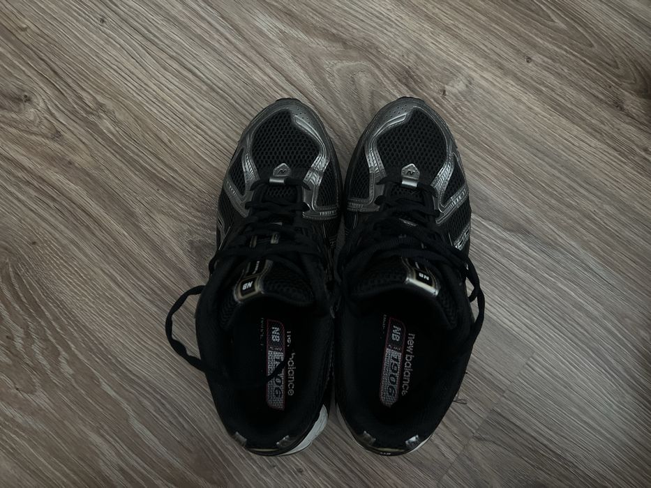 New Balance 1906R