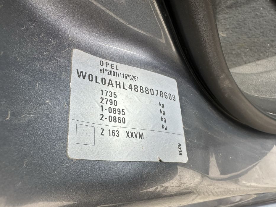 Astra H 1.6b 2008 w calosci na czesci