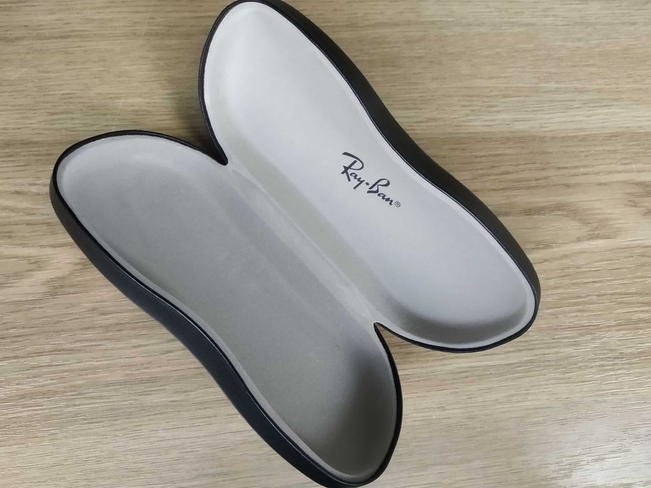 Ray-Ban оригінальний футляр для окулярів