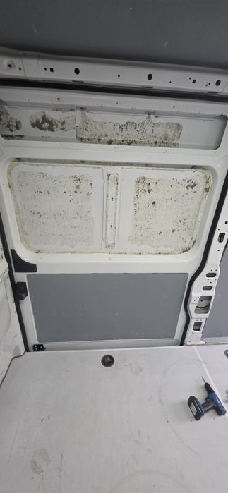 Zabudowa Ducato przestrzeń ładunkowa L3H2