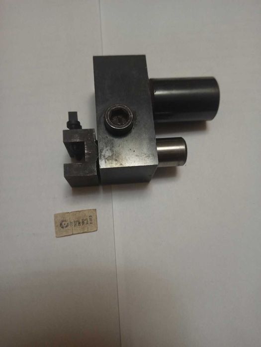 Блок расточной ЧПУ с ц/х 32 и резцедержкой