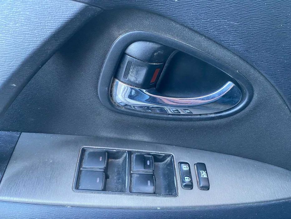 Продам Тойота Авенсис Т27 2010 г D4D 2.0 дизель