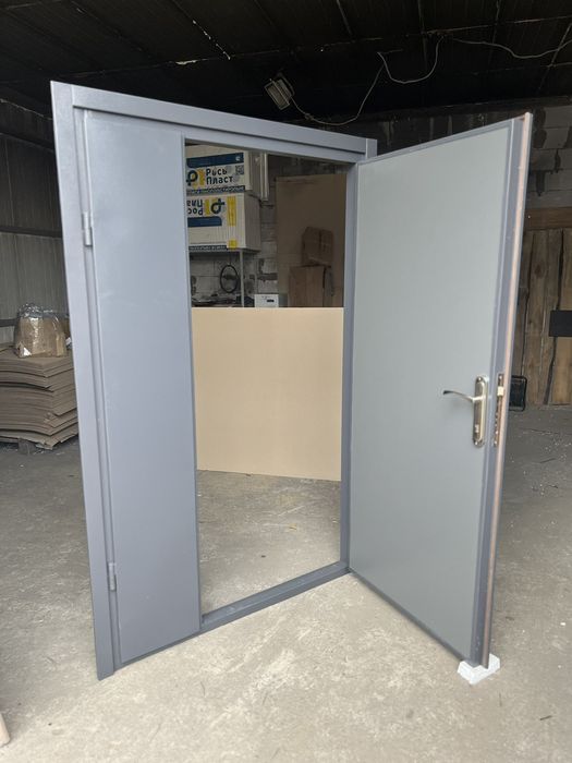 Полуторні вхідні двері/металеві двері залізні від Виробника/в наявност