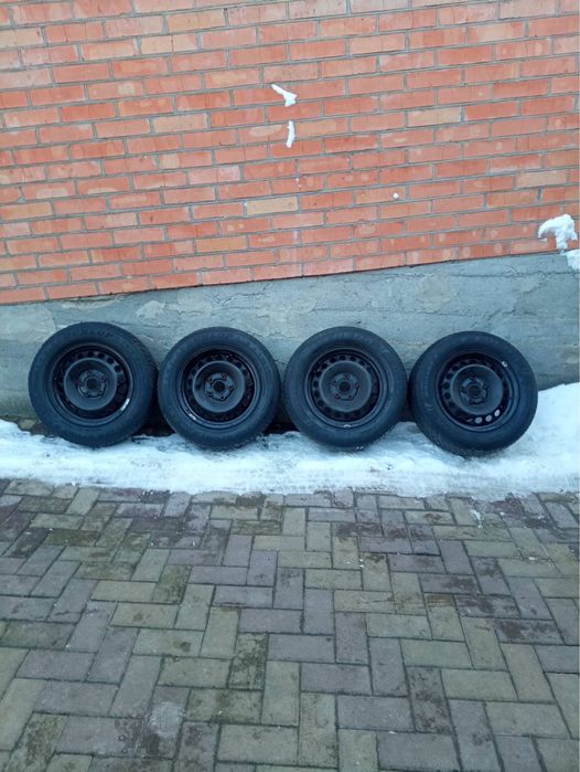 Зимова гума на дисках 195/65/r15 5/112