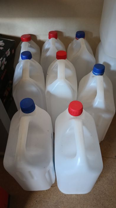 Baniak pojemnik bańka kanister 5 l