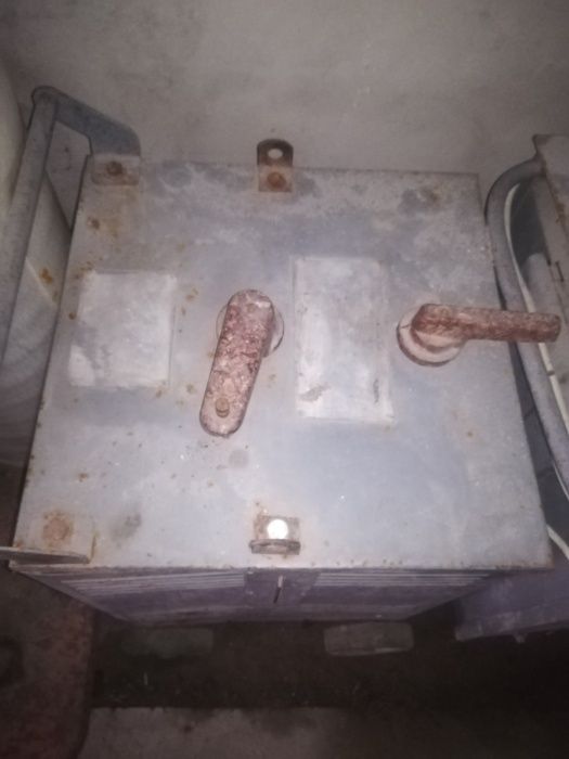 Продам сварочный трансформатор ТДМ-401У2