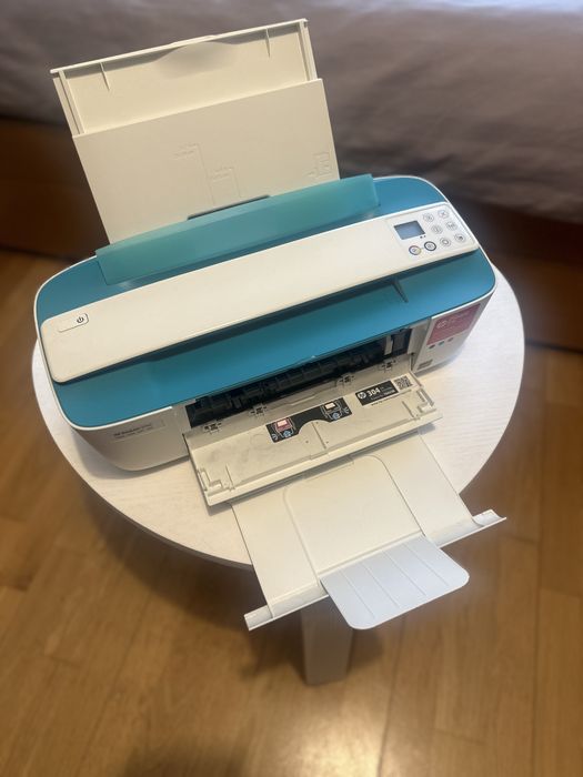 Impressora HP DeskJet 3762 - branca e azul
