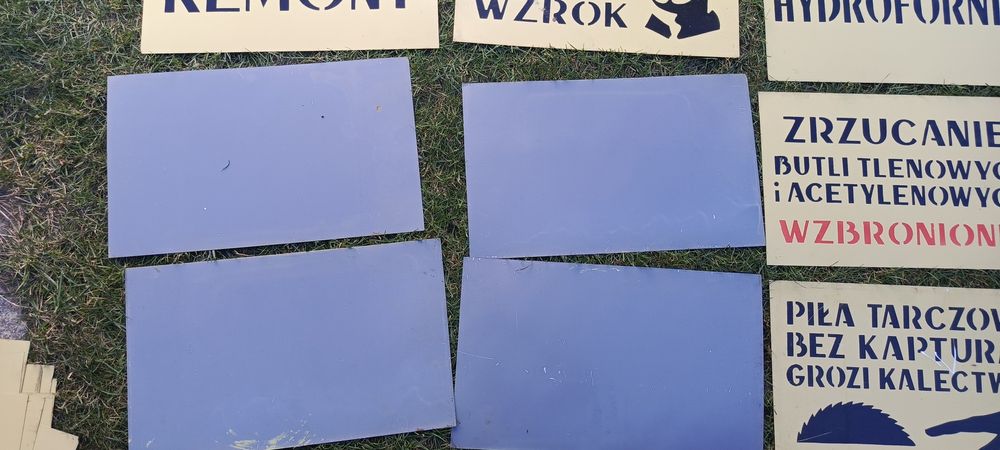 Stare metalowe tablice PRL