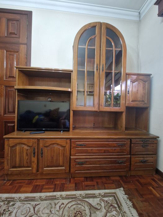 Móvel de sala com arrumação