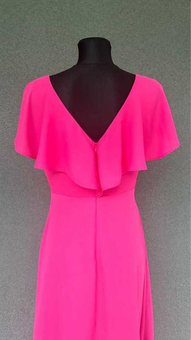 Śliczna sukienka asymetryczna maxi długa z falbaną fuksja róż wesele