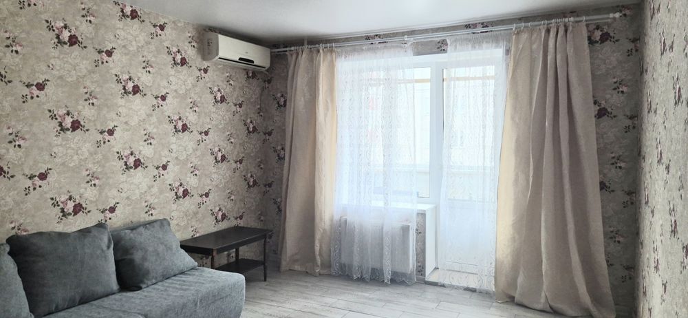 Оренда 1 кімн.кв,  меблі , техніка