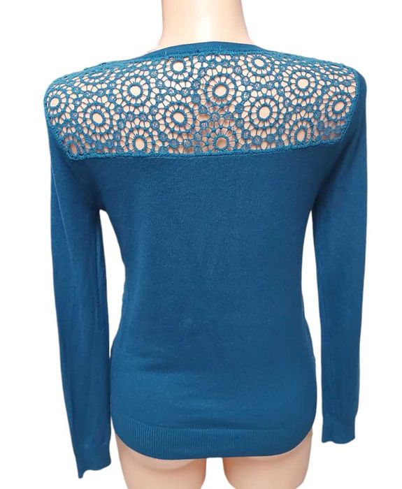 Niebieski ażurowy sweter rozpinany, R. M/L