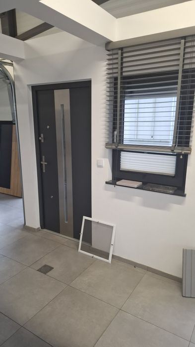 Montaż okien drzwi rolet i bram