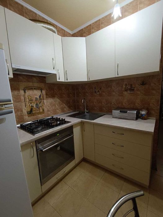 Сдам 3-х комнатную квартиру Салтовка, ул. Нескореных 20-б, метро Салтовское, 522 микр