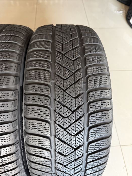 Шини зимові 225/45/18 Pirelli RFT зимние шины 225/45r18