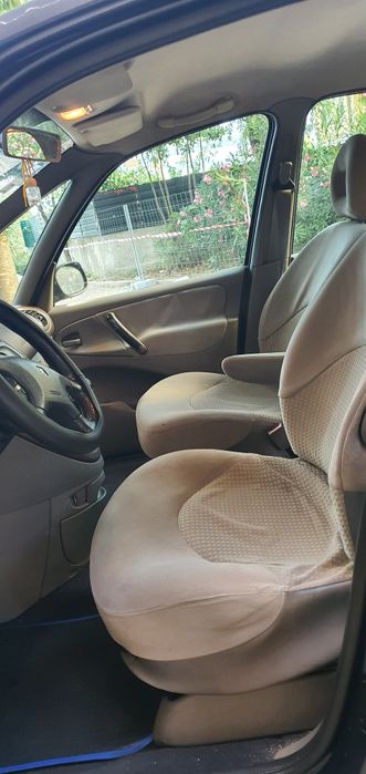 Citroën Picasso 1.6 Mega revisão