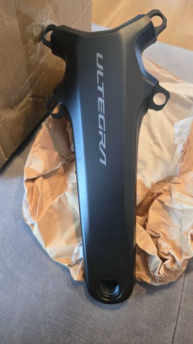 Prawe ramie korby Ultegra r8100, 175mm.