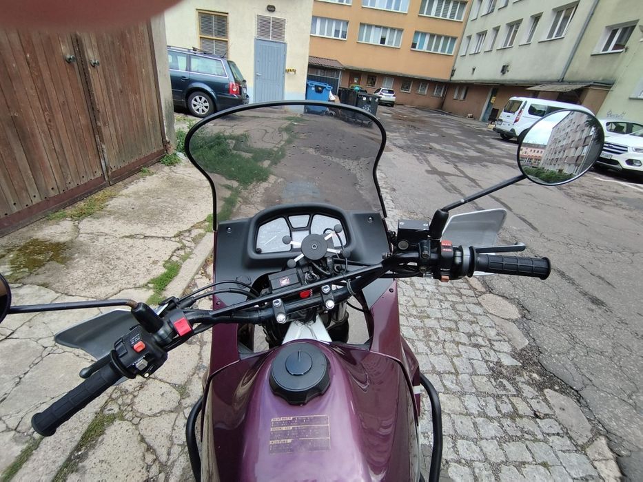 Honda Transalp 600V GRATIS kask