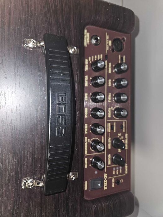 Boss AC-22LX Wzmacniacz combo akustyczne do gitary + dodatkowy moduł bluetooth