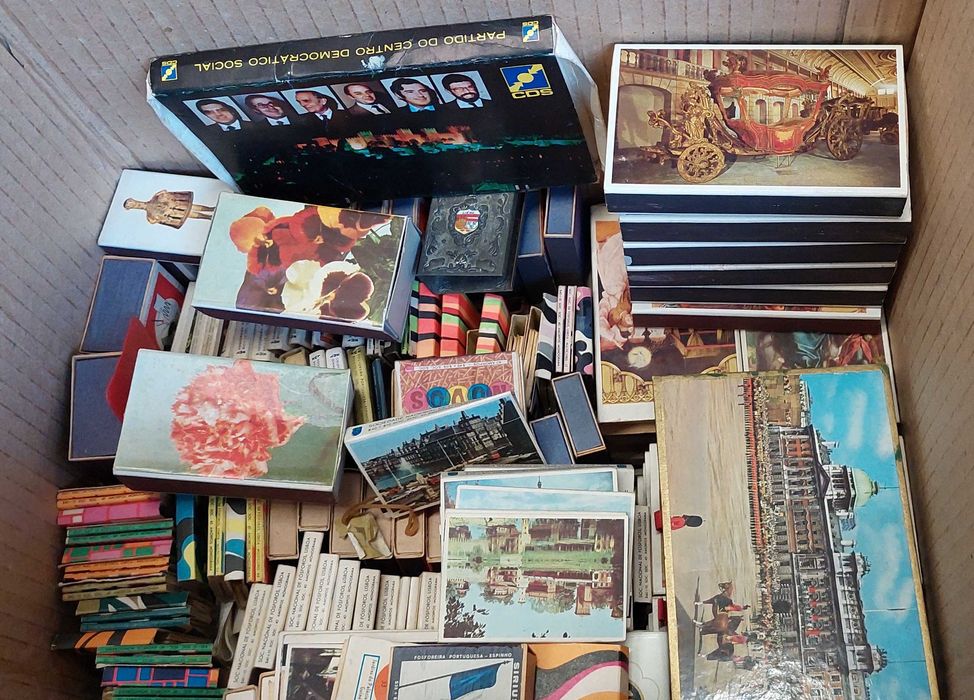 Coleção de caixas de fósforos de vários tamanhos