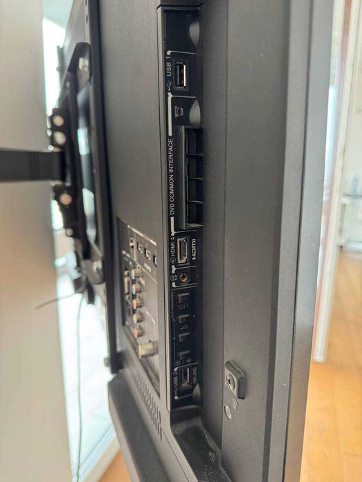 Zestaw: Telewizor Toshiba 40TL838 40" + Dekoder Wiwa DVB-T2/HEVC + Podstawa
