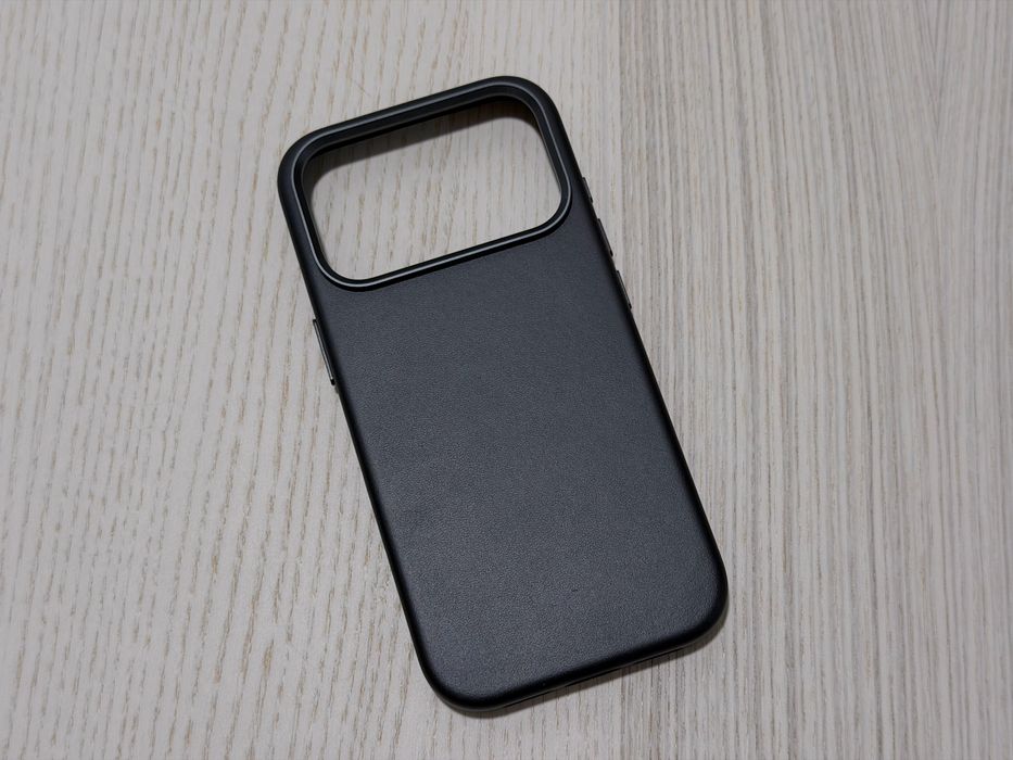 Etui Nomad Traditional Leather do iPhone 17 Pro