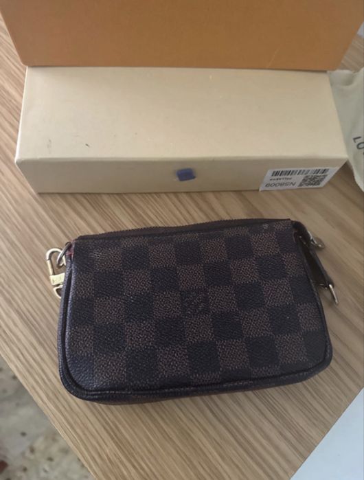 Louis vuitton mini pochette