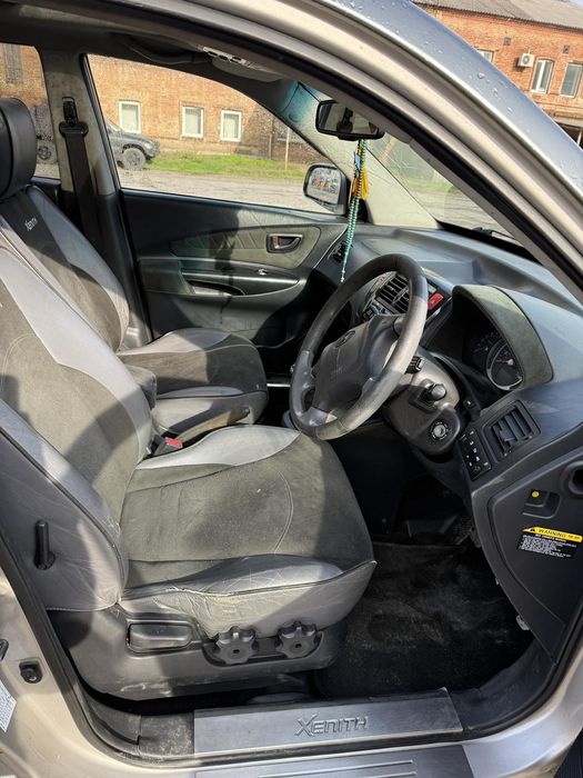 Hyundai Tucson 2007рік 2л дизель повний привід 4х4