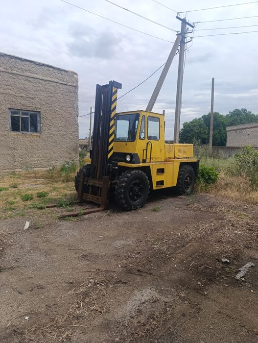 Продам Львовский погрузчик