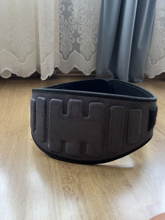 Pas kulturystyczny na trening L better bodies