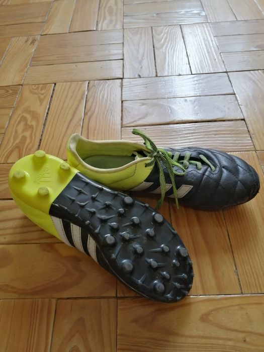 Chuteiras Adidas, n° 38