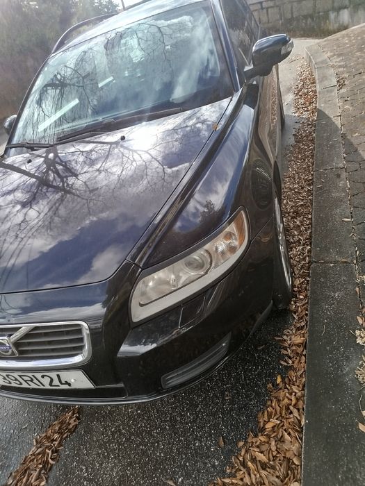 Topo de Gama Volvo V50  Nivel III c\ estofos pele c\ bliss avisar transito  C\ Nova  Carinha