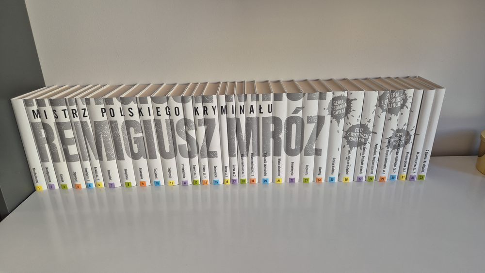 Mistrz Polskiego Kryminału Remigiusz Mróz Komplet 33 tomy