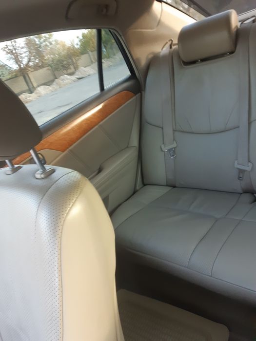 Продам Toyota Avalon