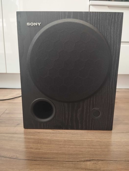 Subwoofer SONY 100 W   w dobrym stanie
