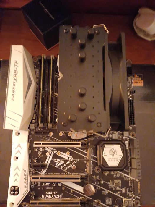 Plyta X99 ,Xeon 2696 v3 64 gb RAM DDR 3 ,  M2 SSD  500gb , chłodzenie.
