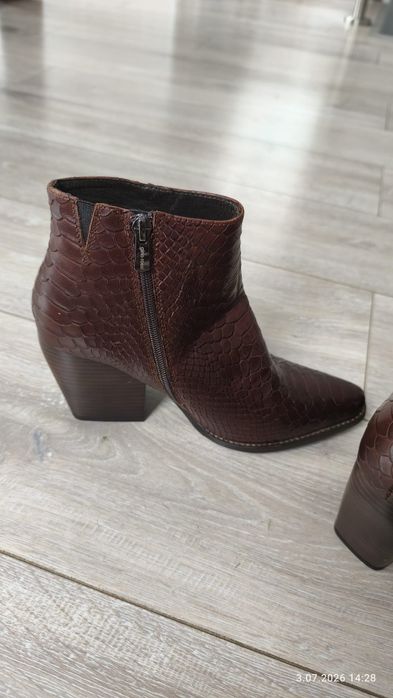 Botki Gino Rossi 38