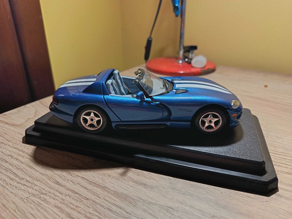 Dodge Viper RT/10 1:24 – Bburago – Excelente estado