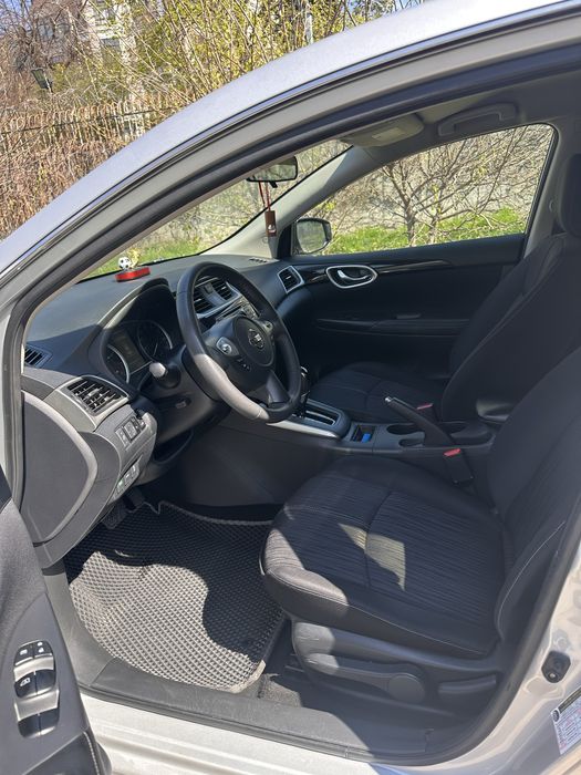 nissan sentra 2017