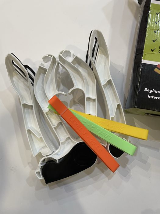 Aparelho de fitness Strongelo com 3 bandas de resistência