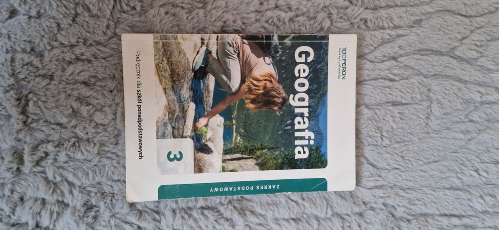 Podręcznik "Geografia 3" operon