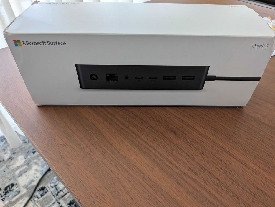 Microsoft Surface Dock 2