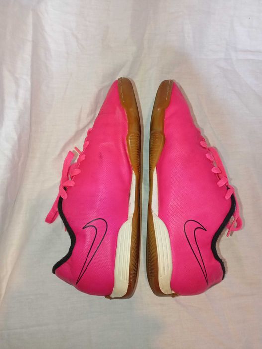 Nike детские бутсы 34 р. 21,5 см. по стельке.