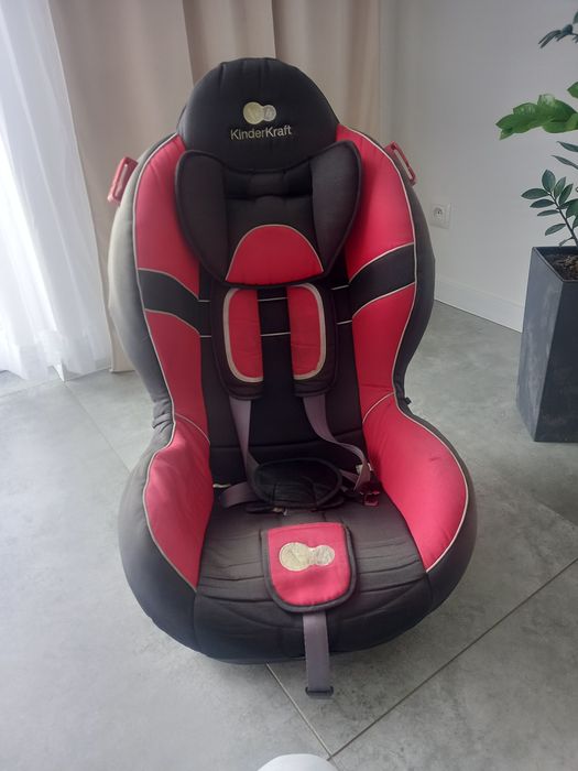 Fotelik samochodowy Kinderkraft 9-25 kg