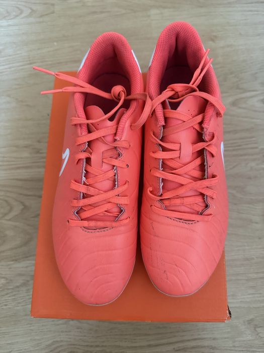 Nike Legend 10 Club rozmiar 40,5