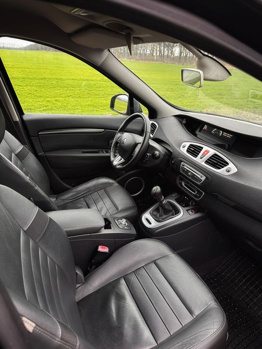 Renault Grand Scenic 2010