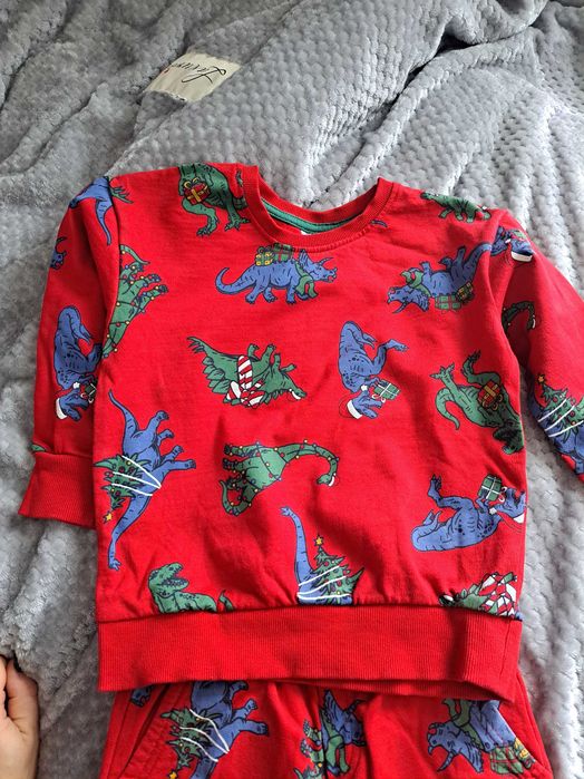 Świąteczny dres 110